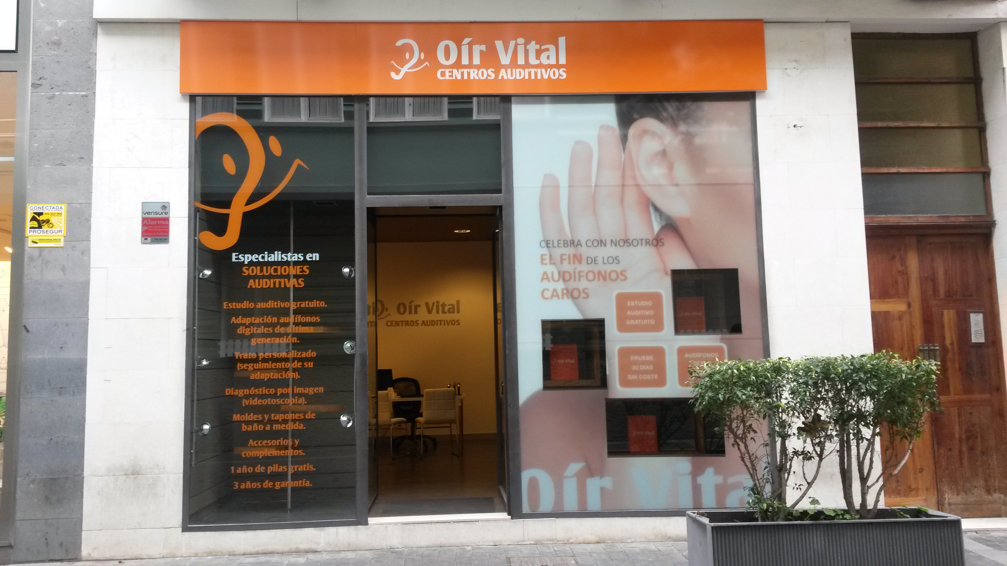 Interior de Oir Vital Tenerife
