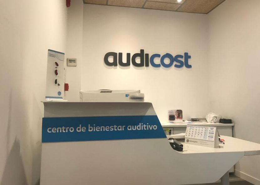 Interior de Audicost Moratalaz