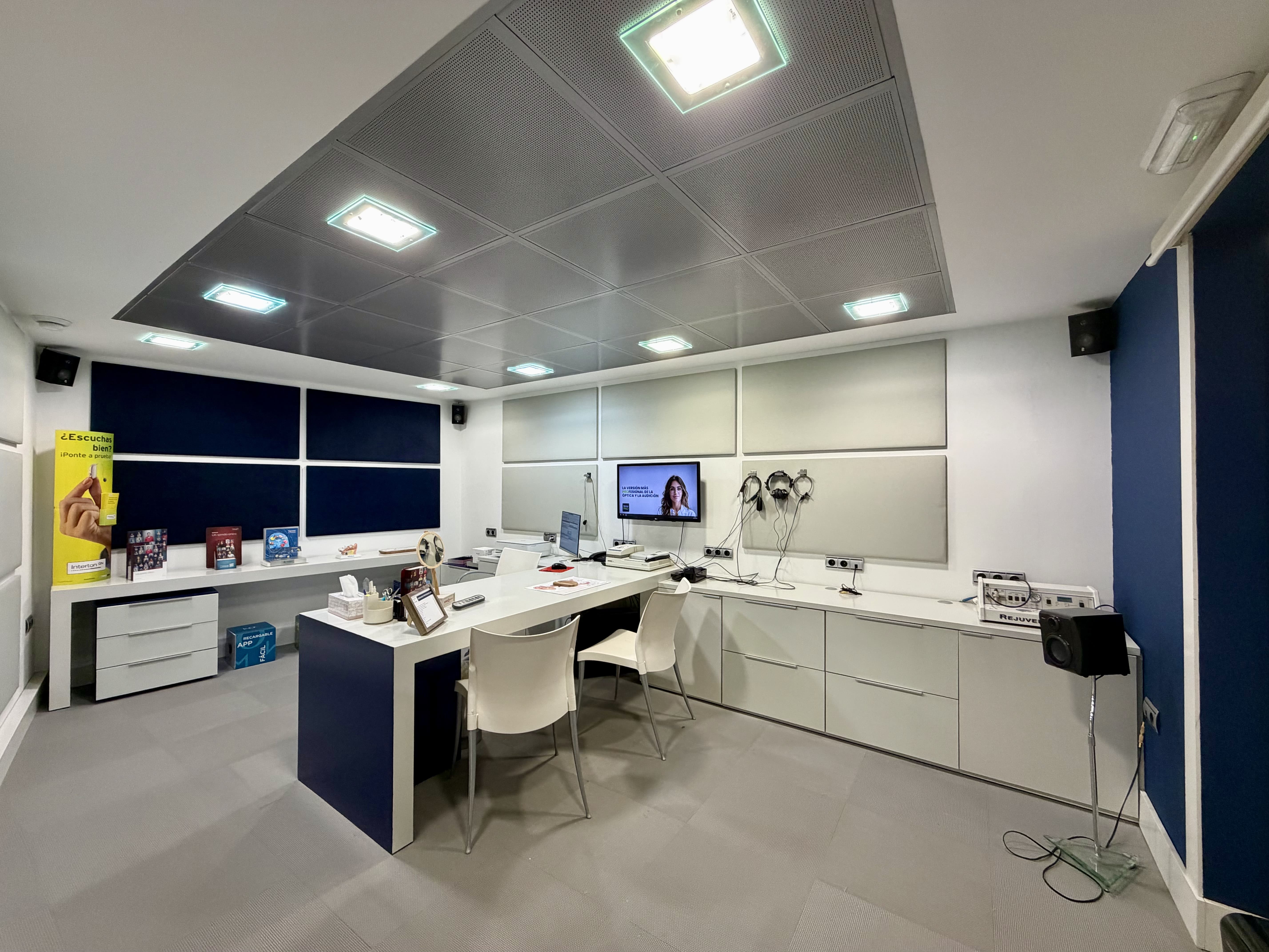 Interior de AudiciónPRO Verbien LUCENA
