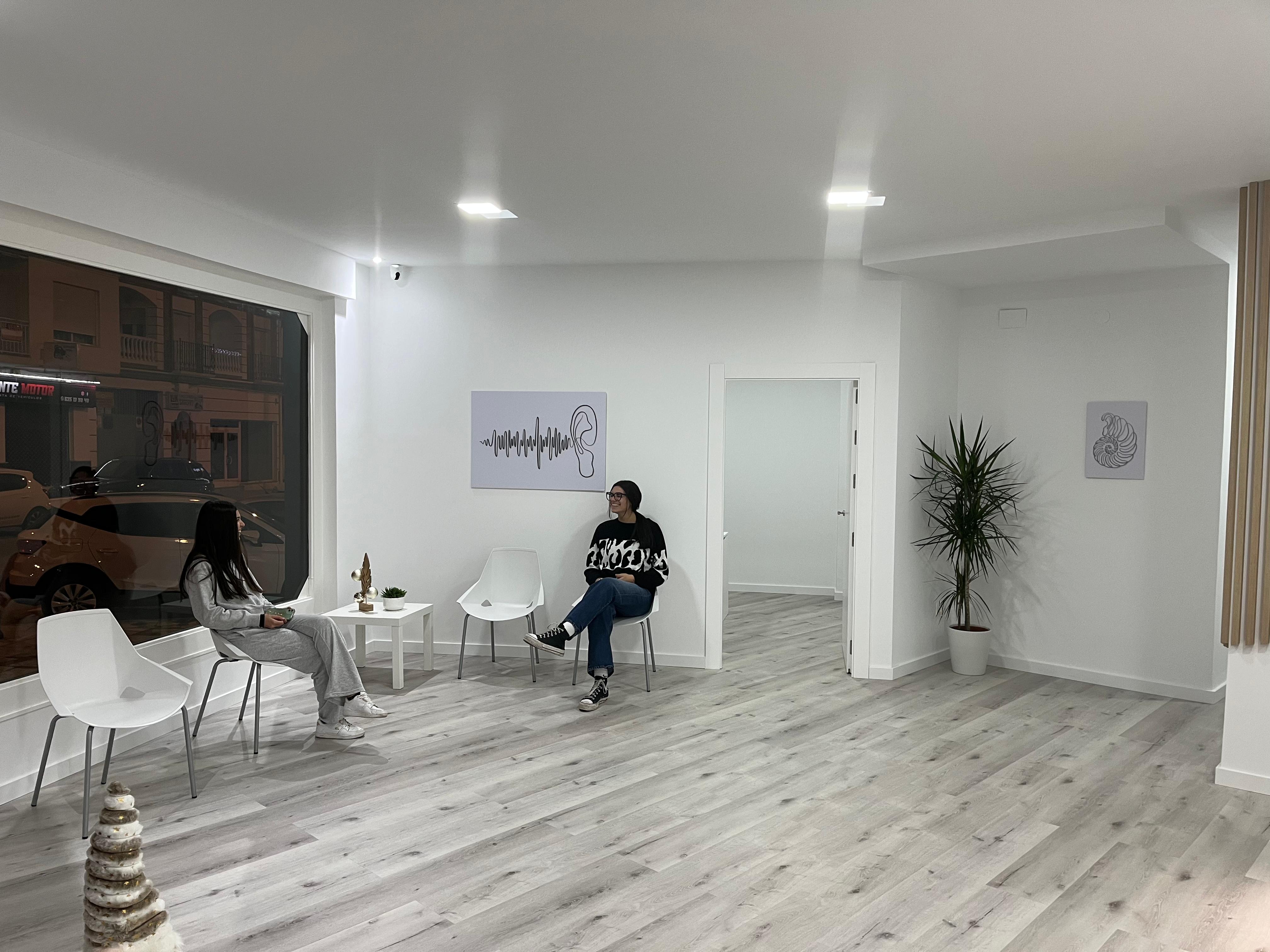 Interior de Centro Auditivo Phonos