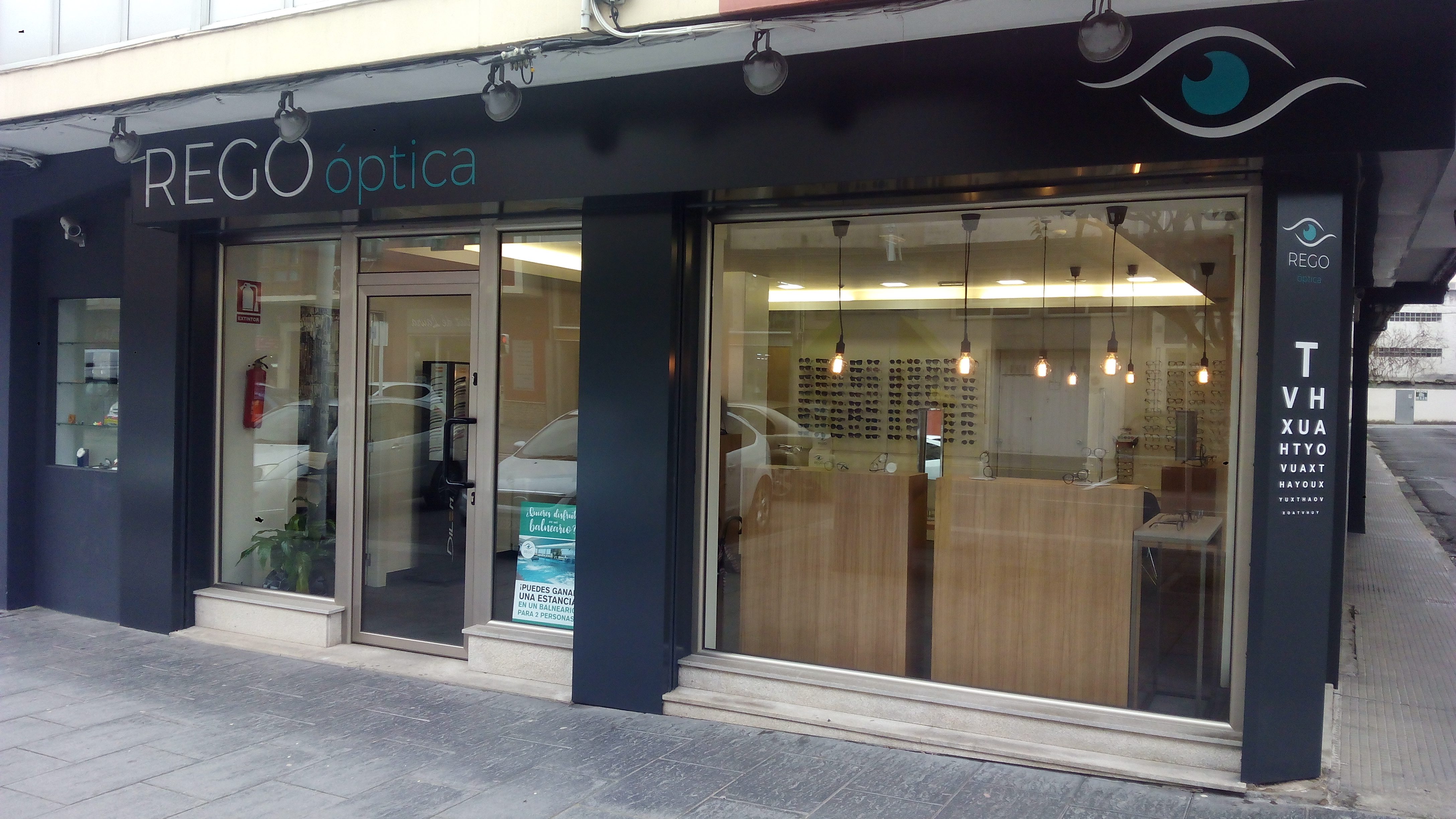 Interior de Optica Rego