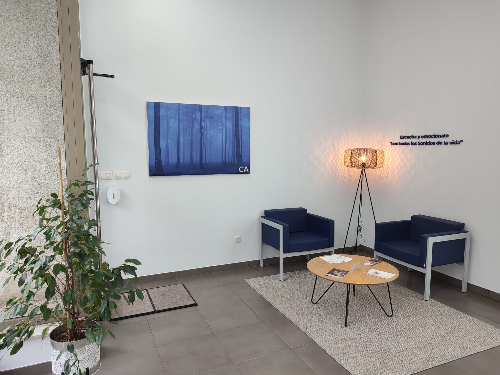 Interior de Perín Centro Auditivo
