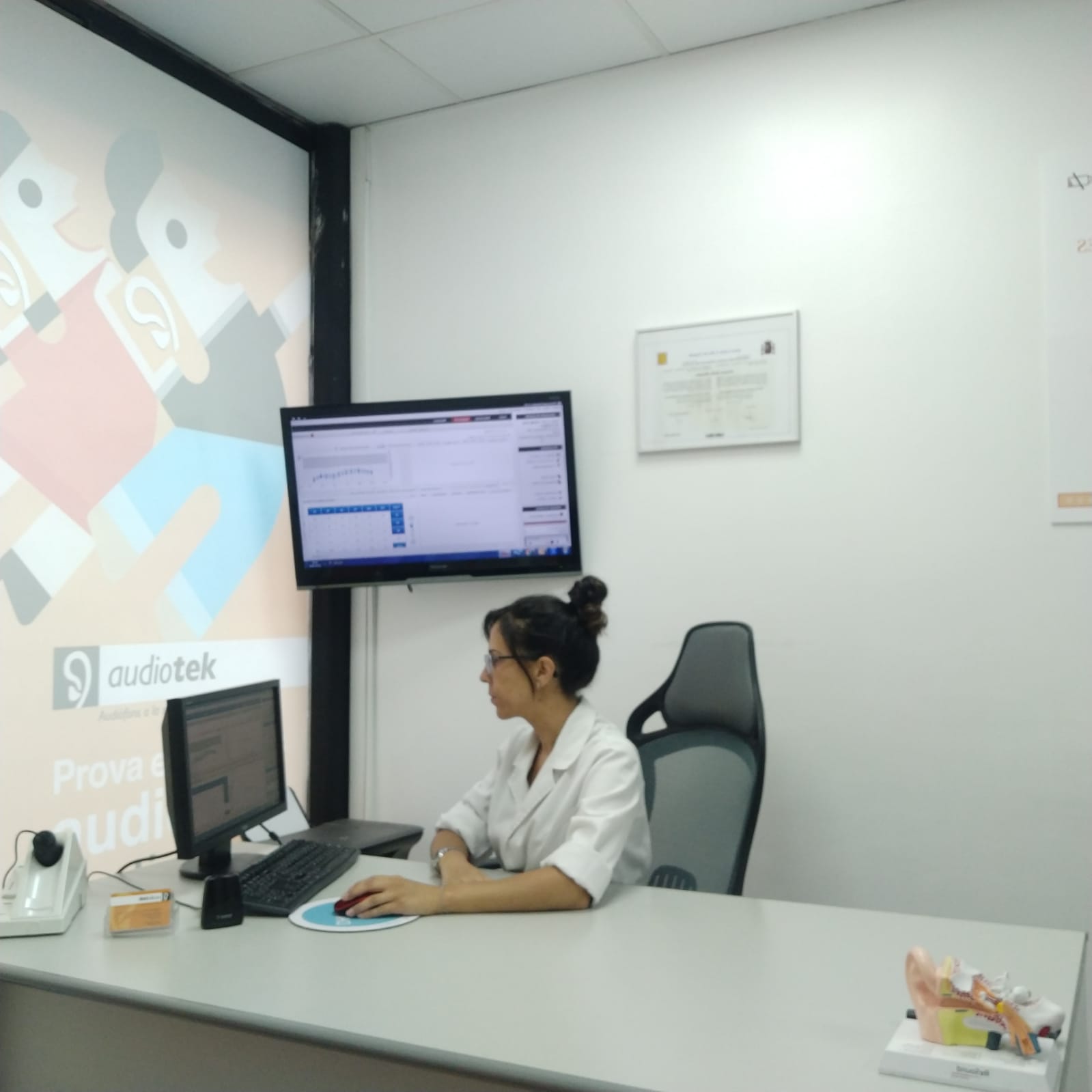 Interior de Audiotek Badalona