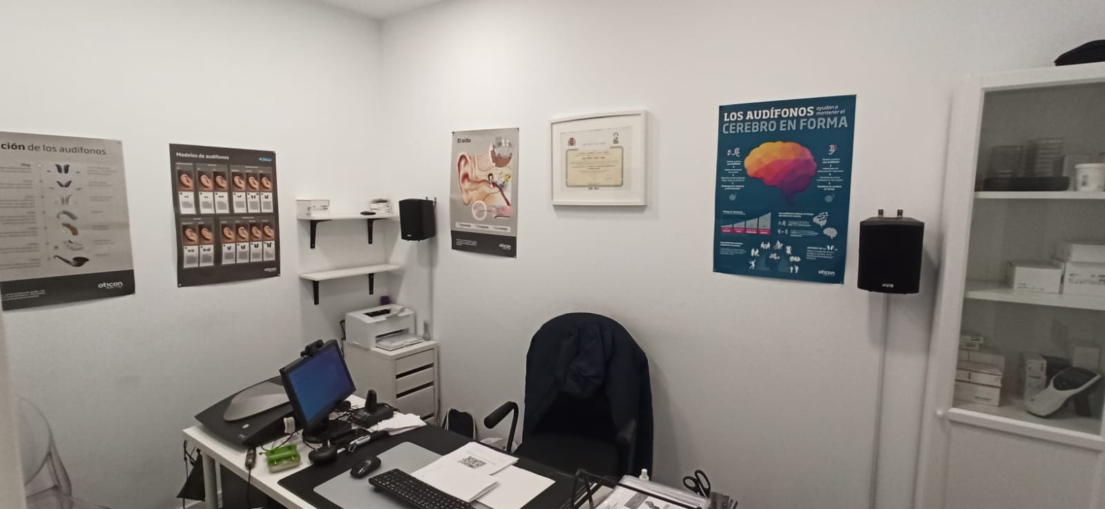 Interior de Soloptical Castilleja