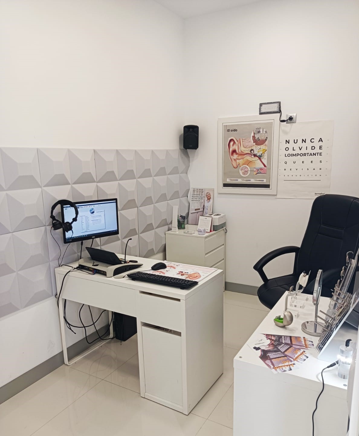 Interior de Soloptical Holea