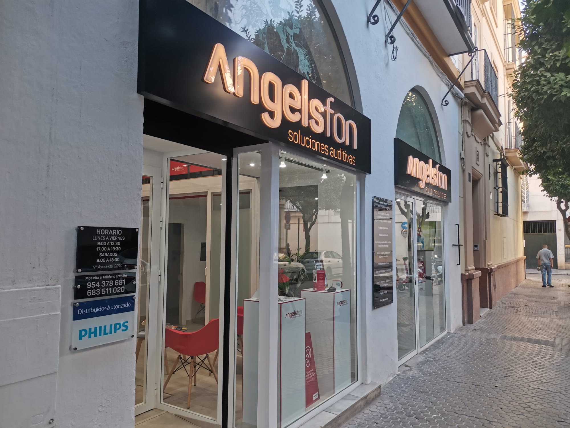Interior de Centro auditivo Angels Fon Sevilla Audífonos