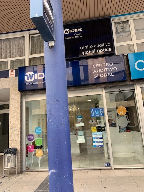 Interior de Centro Auditivo Ribadeo Widex